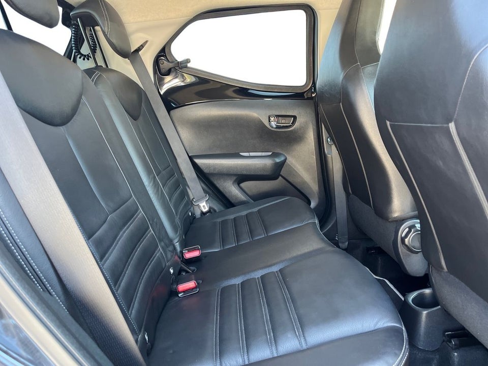 Toyota Aygo 1,0 VVT-i x-cellence 5d