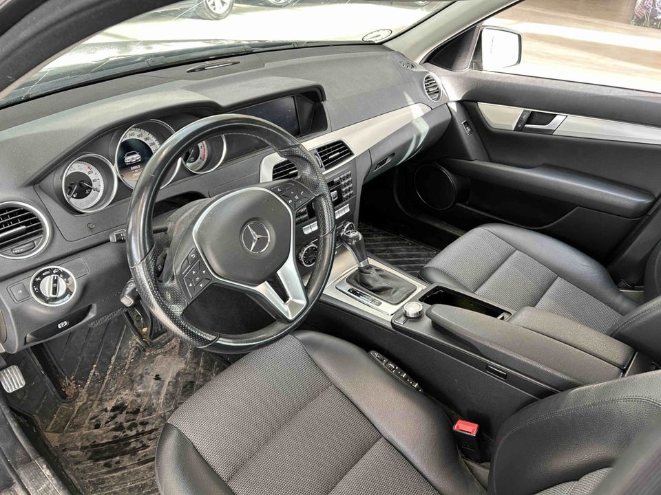 Mercedes C220 2,2 CDi Avantgarde stc. aut. BE 5d