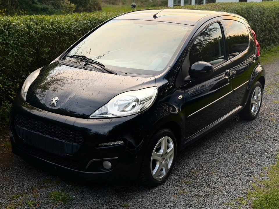 Peugeot 107 1,0 Sportium 5d