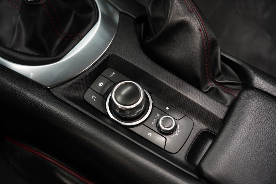 Mazda MX-5 2,0 SkyActiv-G 160 RF Sport 2d