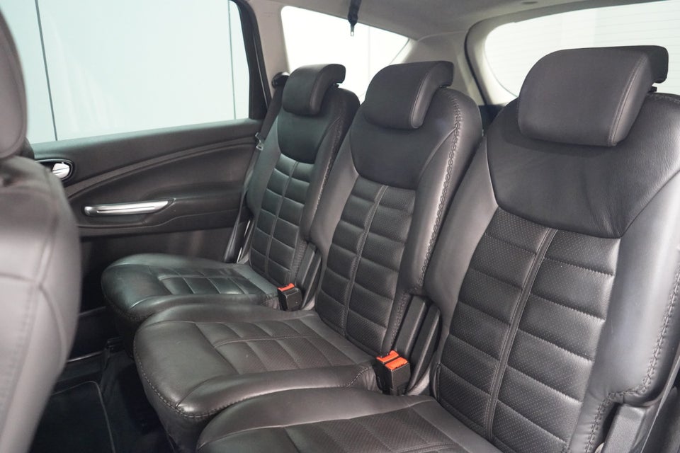 Ford S-MAX 2,2 TDCi 175 Titanium 5d