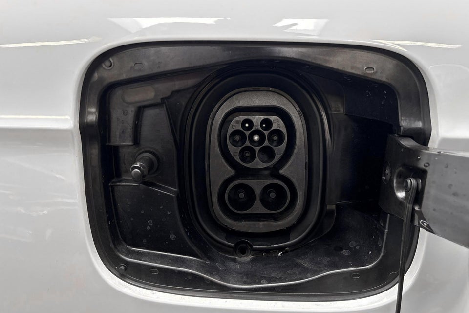 Skoda Enyaq 50 iV Loft 5d