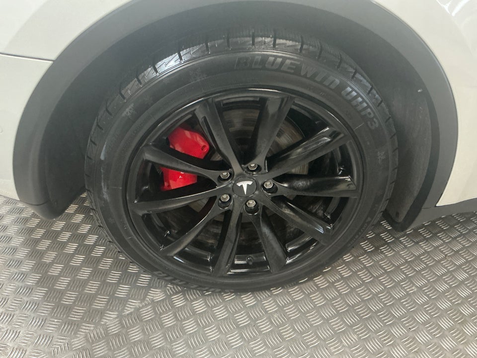 Tesla Model Y Performance AWD 5d