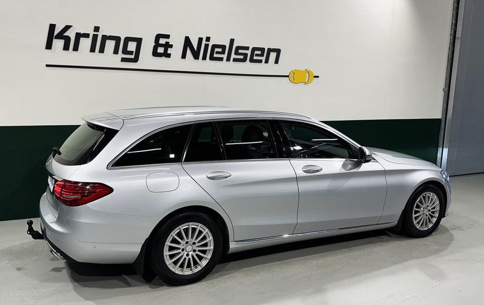 Mercedes C220 d 2,0 Avantgarde stc. aut. 5d