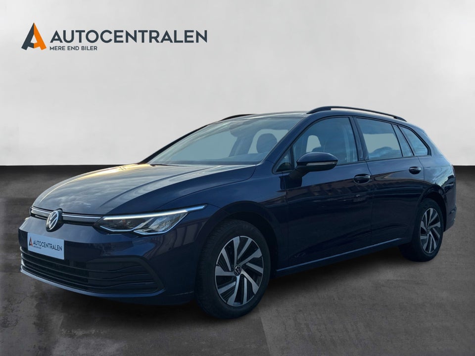 VW Golf VIII 1,5 TSi 130 Life Variant 5d