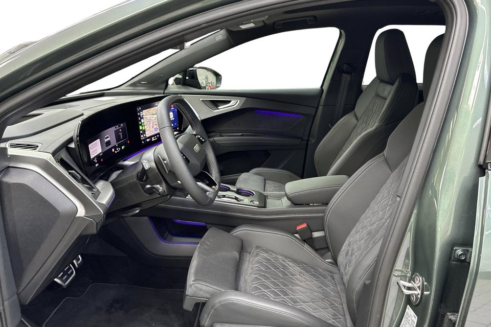 Audi Q4 e-tron performance 5d