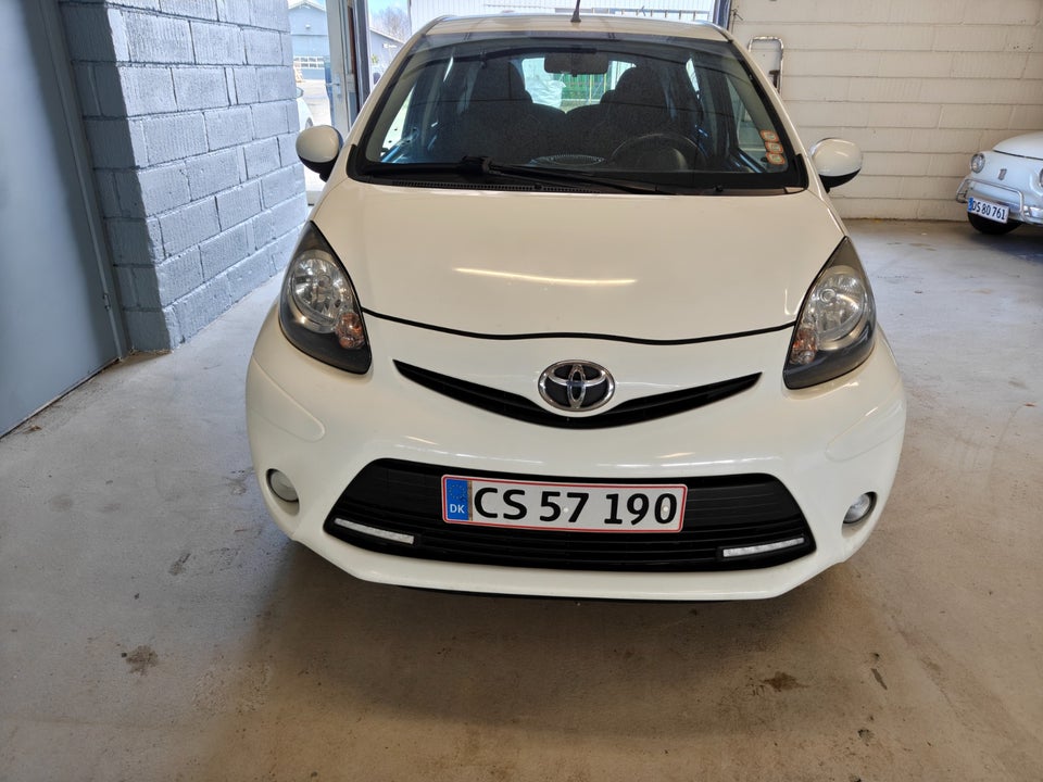 Toyota Aygo 1,0 VVT-i T2 5d