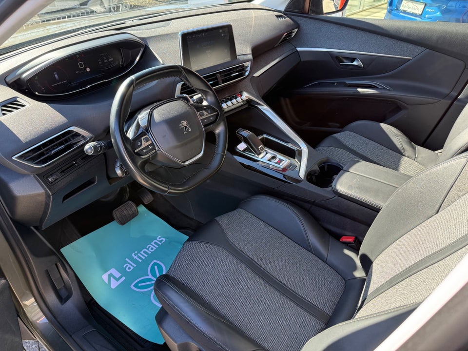 Peugeot 5008 1,5 BlueHDi 130 Allure EAT8 7prs 5d