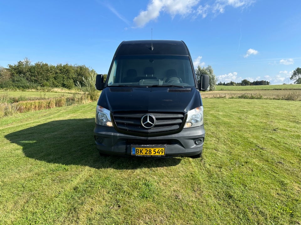 Mercedes Sprinter 319 3,0 CDi R2 Kassevogn aut. 5d