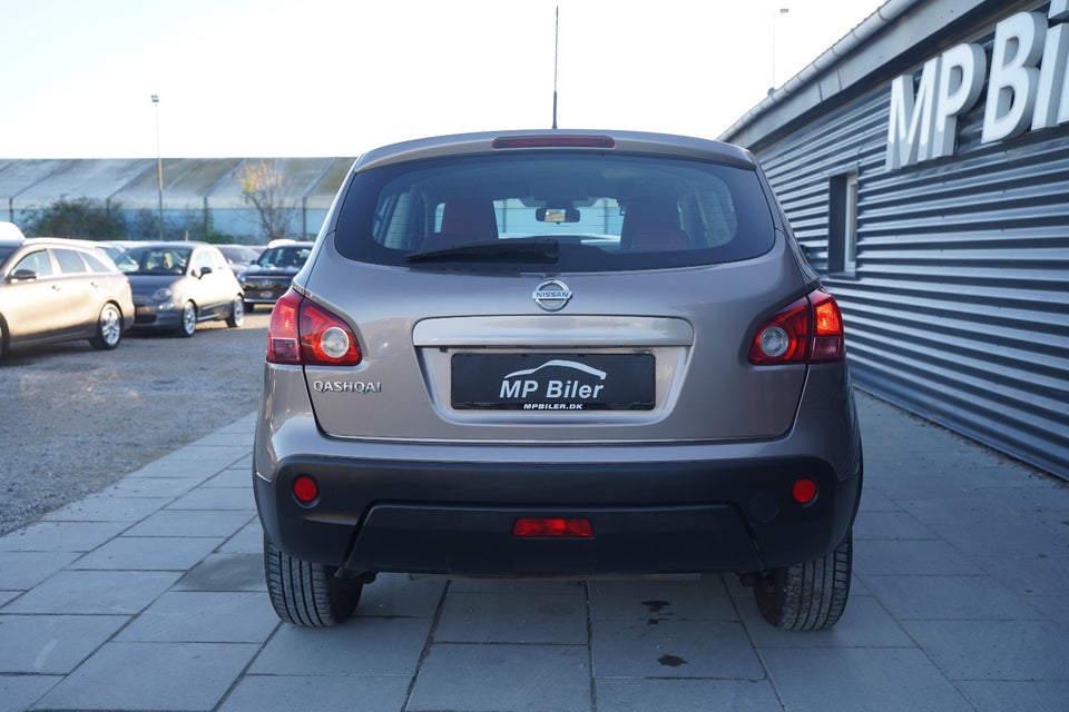 Nissan Qashqai 2,0 Acenta 4WD 5d