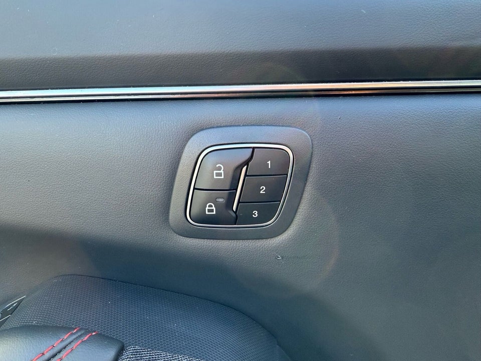 Ford Mustang Mach-E 91 Premium Extended Range AWD 5d