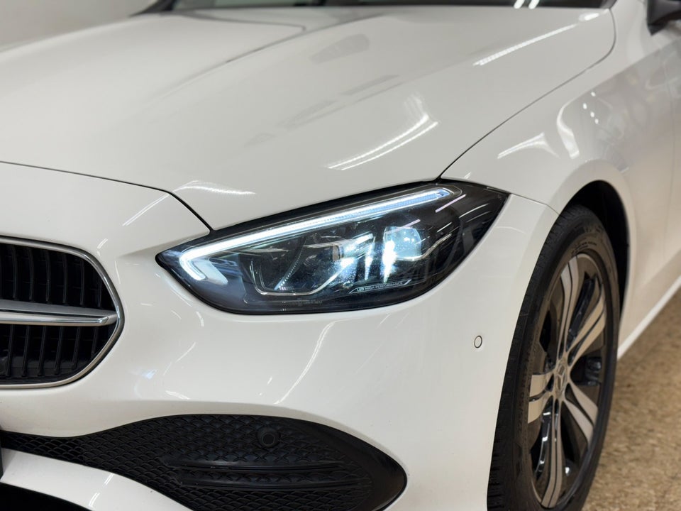 Mercedes C220 d 2,0 Avantgarde stc. aut. 5d