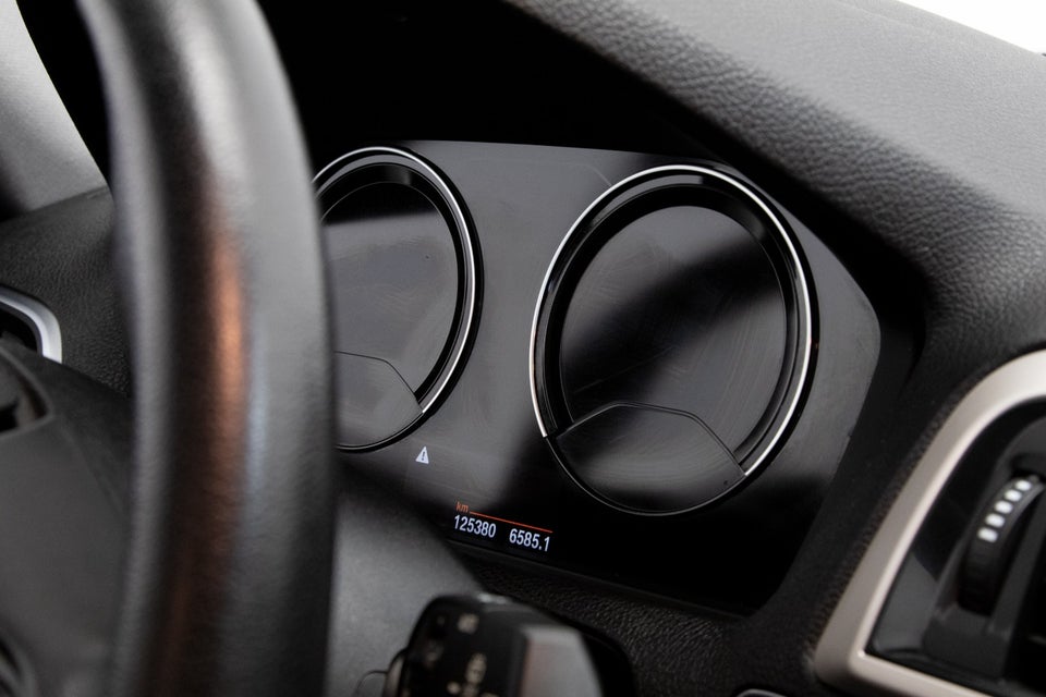 BMW 118d 2,0 Advantage aut. 5d