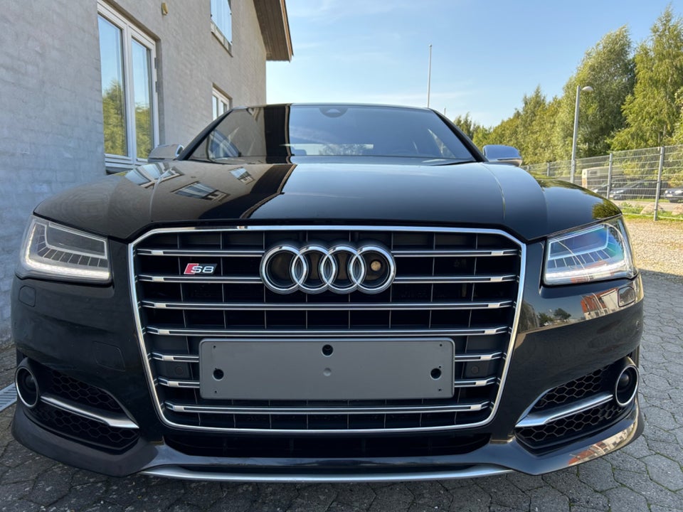 Audi S8 4,0 TFSi quattro Tiptr. 4d