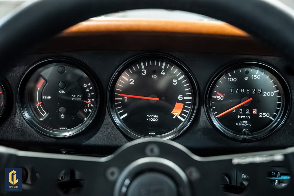 Porsche 911 3,2 S/C Targa 2d