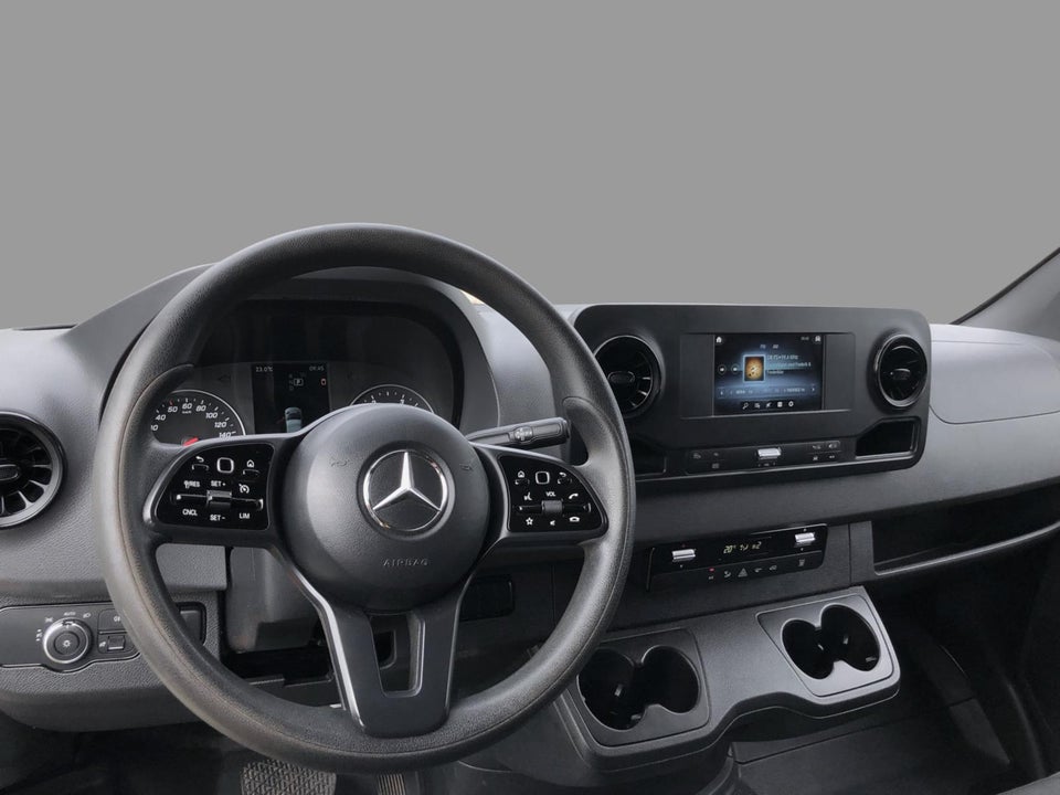 Mercedes Sprinter 319 3,0 CDi A2 Kassevogn aut. RWD