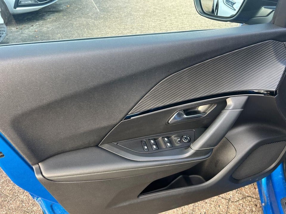 Peugeot e-2008 50 GT Line 5d