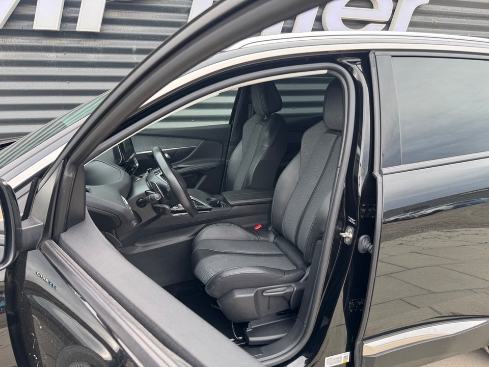 Peugeot 3008 1,6 Hybrid Allure Pack EAT8 5d