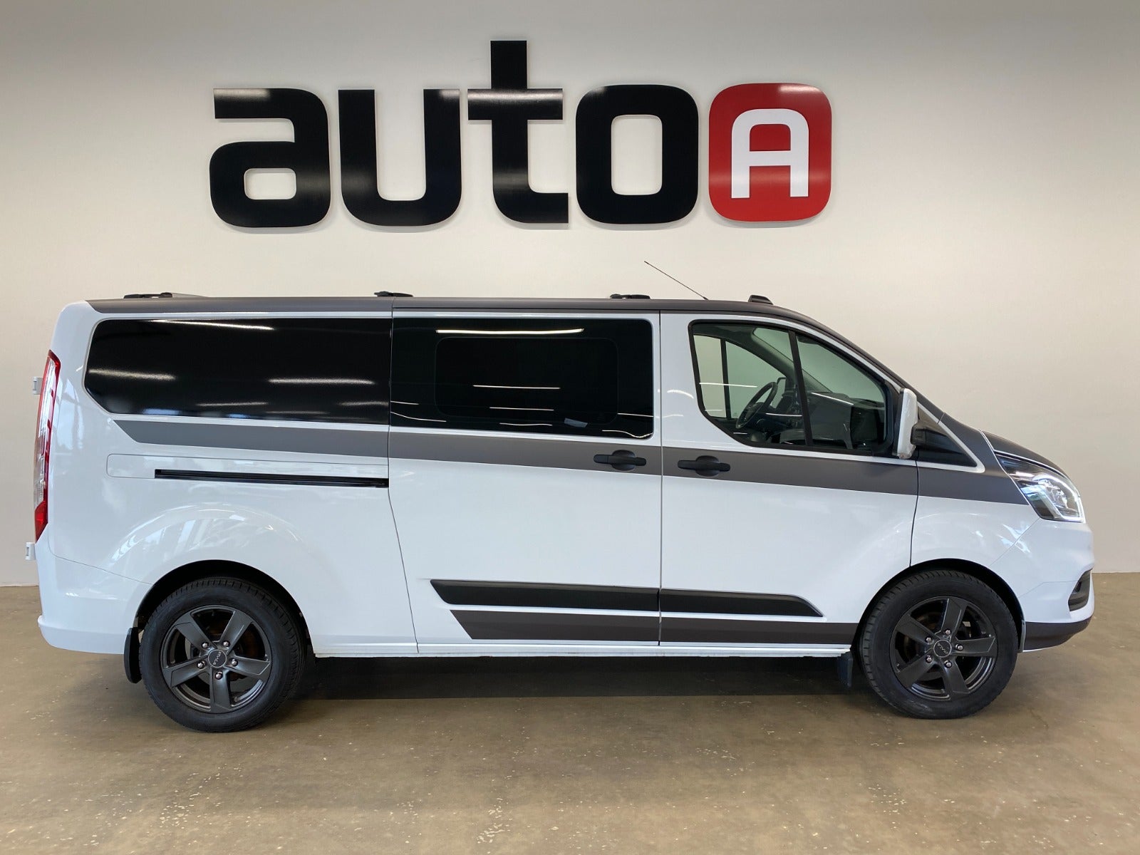 Ford Transit Custom Kombi 320L 2,0 TDCi 130 Trend