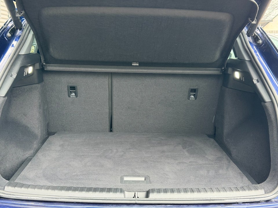 Audi Q4 e-tron 40 S-line 5d