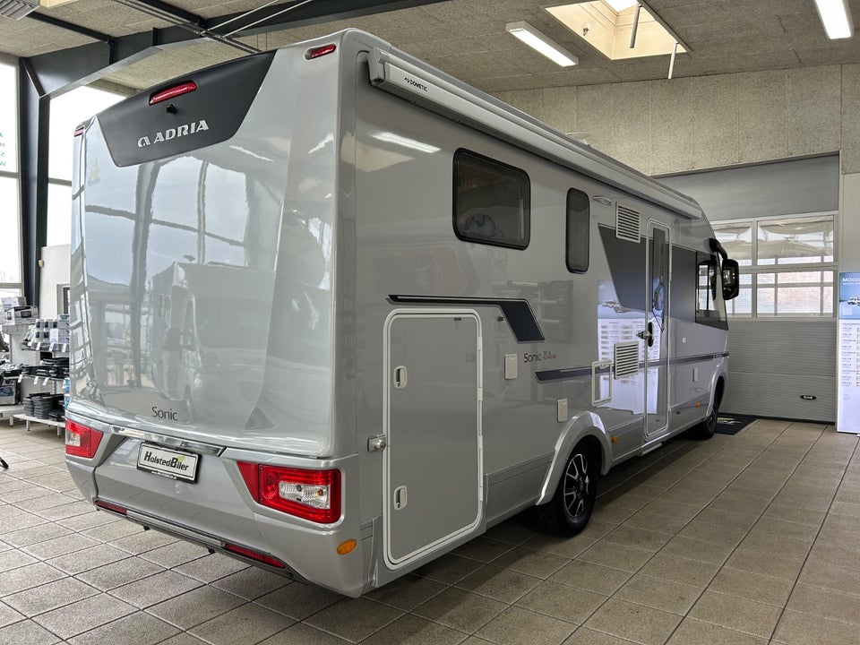 Adria Sonic Supreme 2,3 710 SL aut. 2d