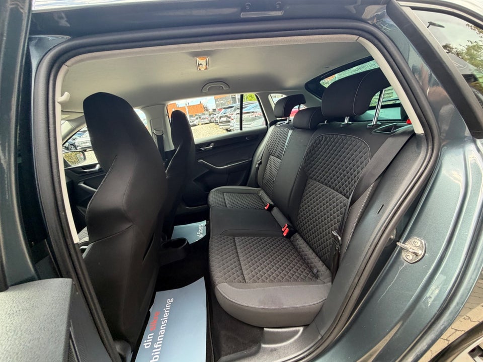 Skoda Rapid 1,0 TSi 95 Ambition Spaceback 5d