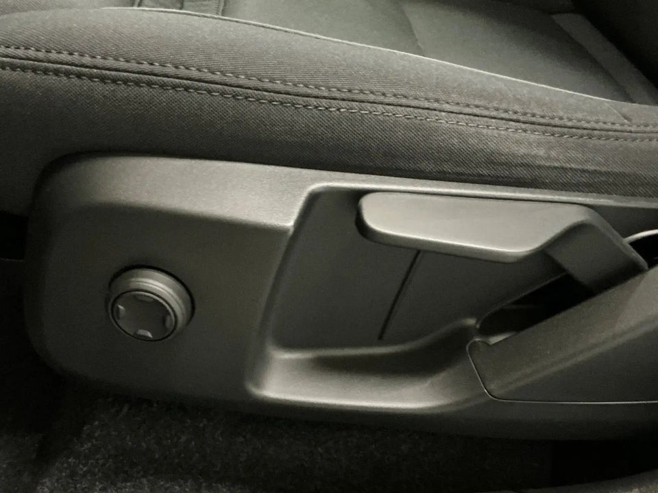 Volvo XC40 P6 ReCharge Core 5d