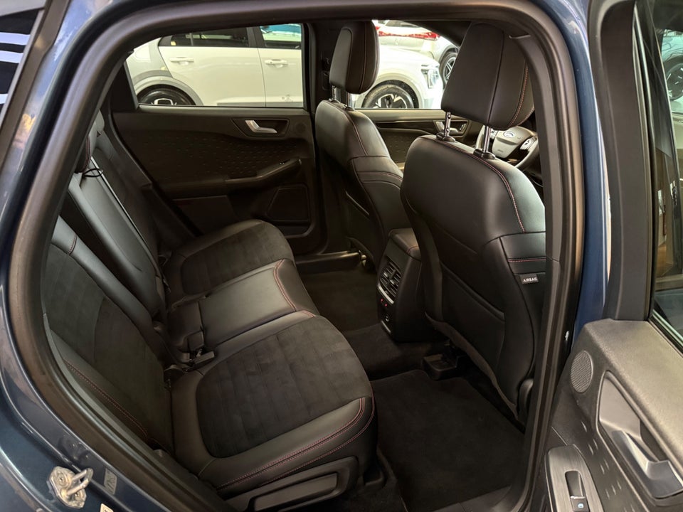 Ford Kuga 2,5 PHEV ST-Line X CVT 5d