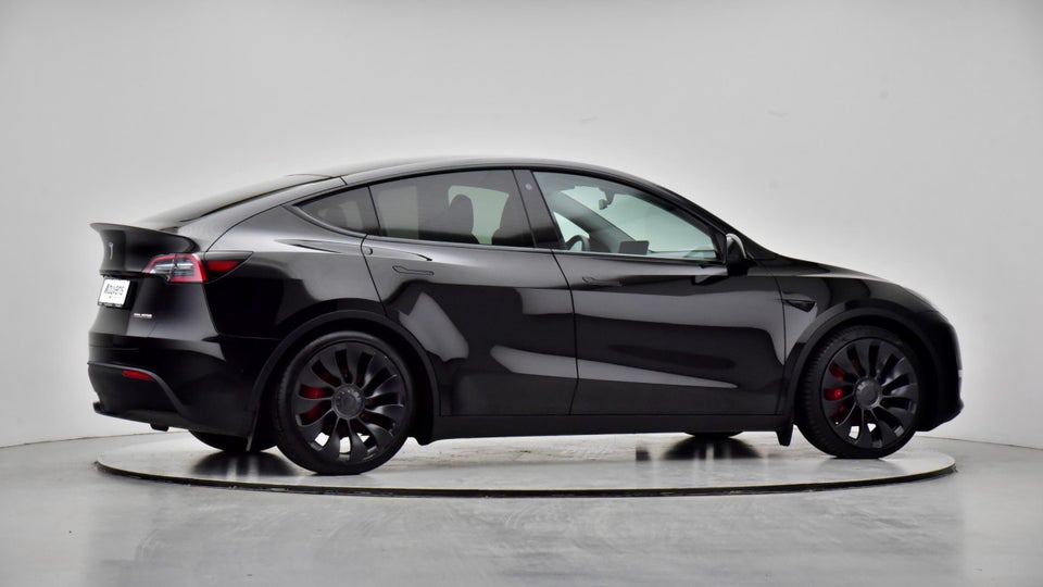 Tesla Model Y Performance AWD 5d