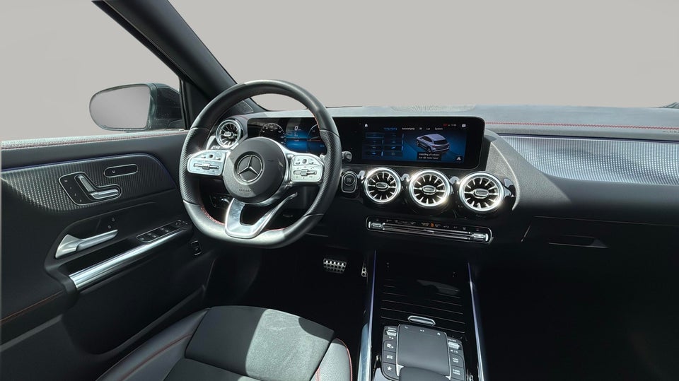 Mercedes EQA350 AMG Line 4Matic 5d