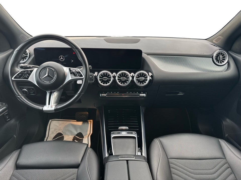 Mercedes EQA250+ Progressive 5d