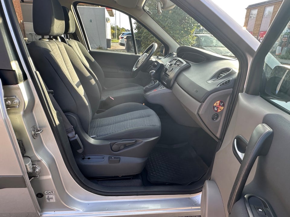 Renault Grand Scenic II 1,6 Authentique Comfort 5d