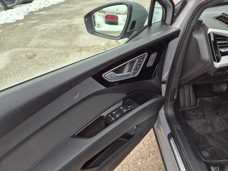 Audi Q4 e-tron 45 Progress 5d