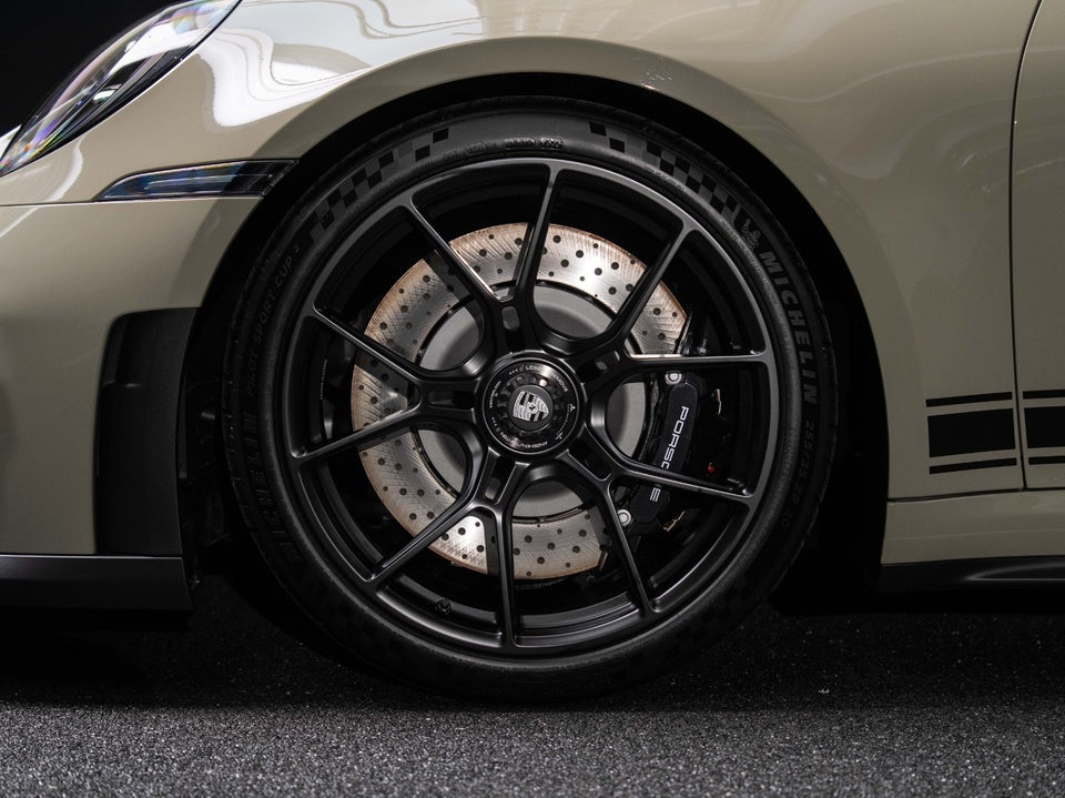 Porsche 911 GT3 4,0 Coupé Touring PDK 2d