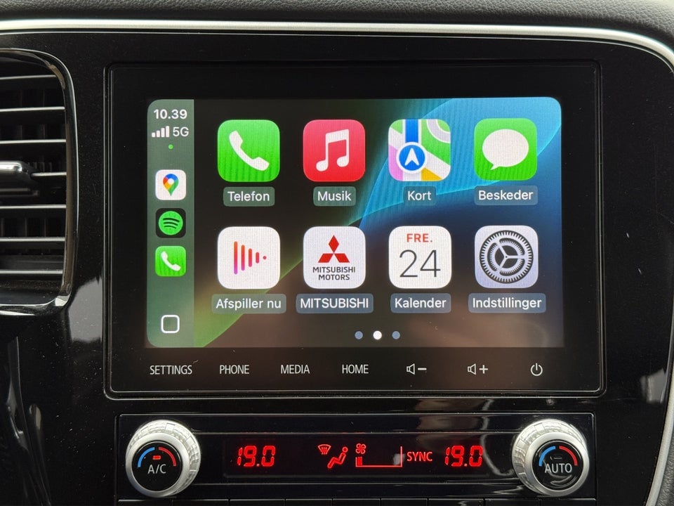 Mitsubishi Outlander 2,4 PHEV Inform CVT 4WD 5d