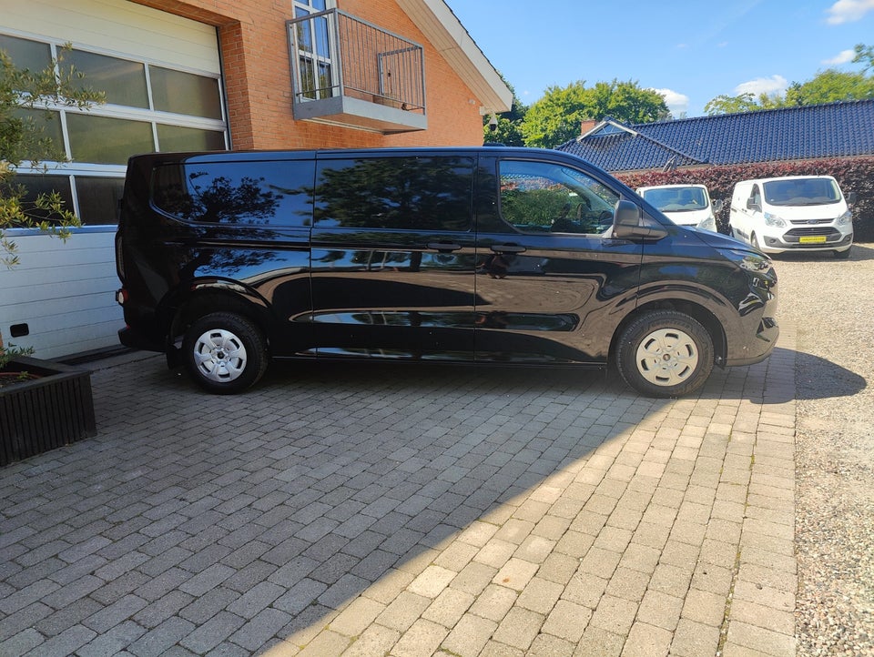 Ford Transit Custom 300L 2,0 EcoBlue Trend