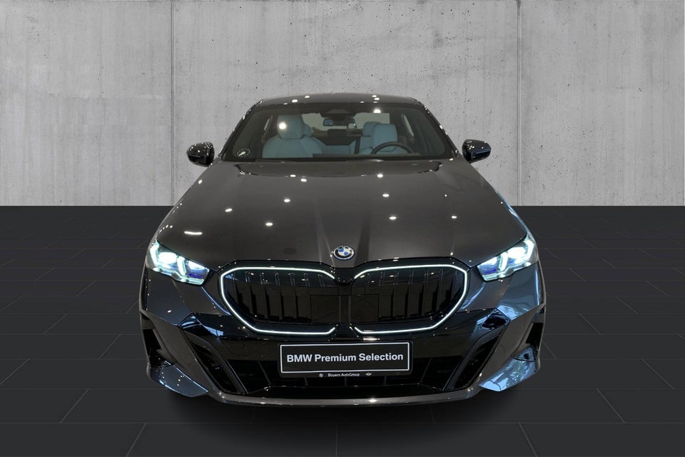 BMW i5 eDrive40 M-Sport 4d