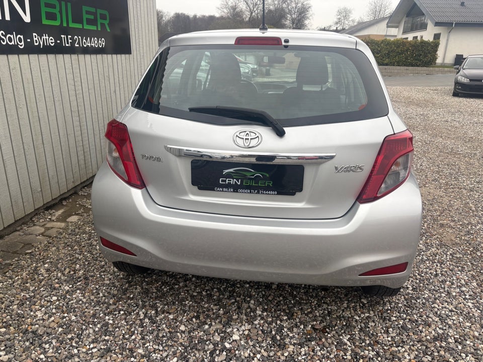 Toyota Yaris 1,0 VVT-i T2 Touch 5d
