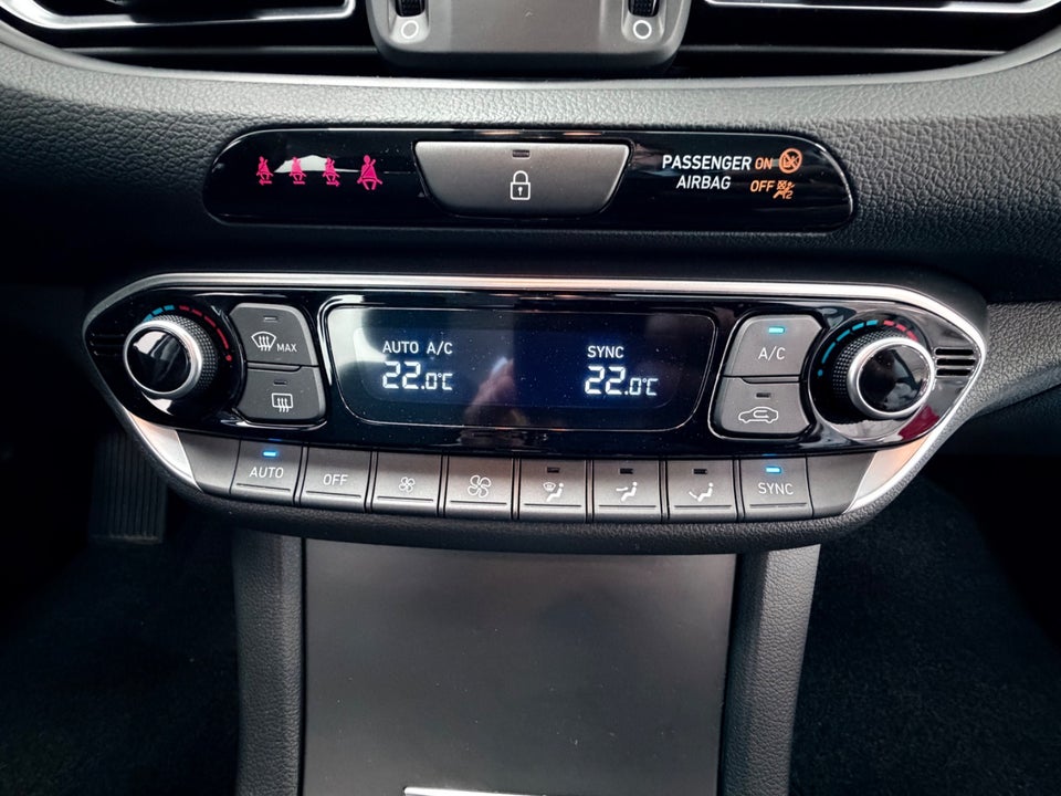 Hyundai i30 1,0 T-GDi Advanced stc. DCT 5d