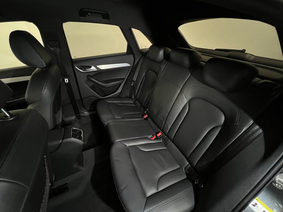 Audi Q3 2,0 TFSi 211 quattro S-tr. 5d