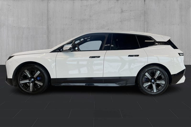 BMW iX xDrive40 Sport 5d