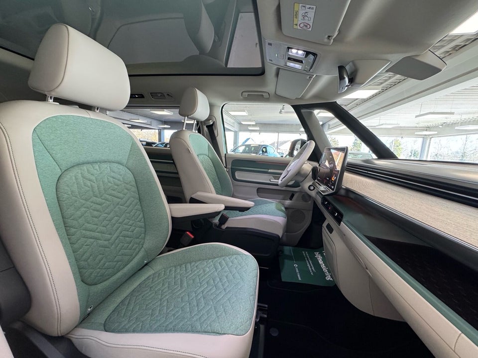 VW ID.Buzz 86 Pro 7prs LWB 5d