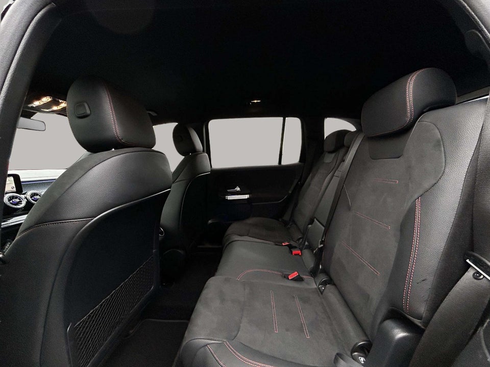 Mercedes EQB300 AMG Line 4Matic 5d