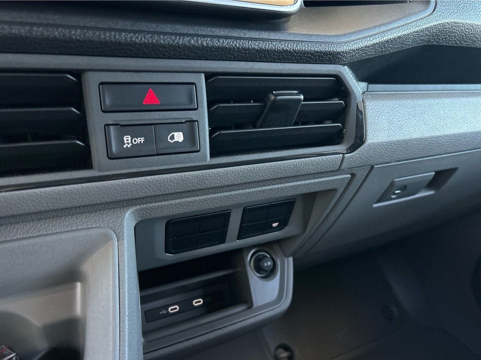 VW Crafter 35 2,0 TDi 177 Kassevogn L3H2