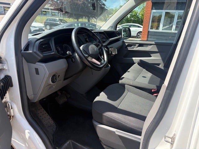 VW Transporter 2,0 TDi 150 Kassevogn DSG kort