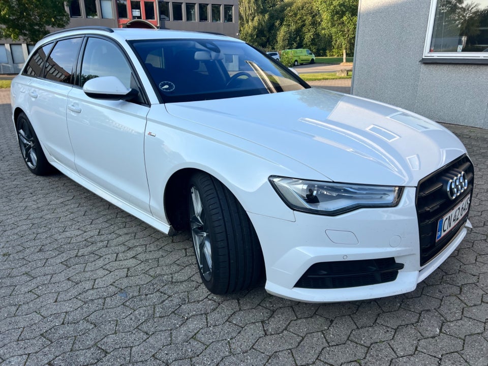 Audi A6 3,0 TDi 218 S-line Avant quattro S-tr. 5d