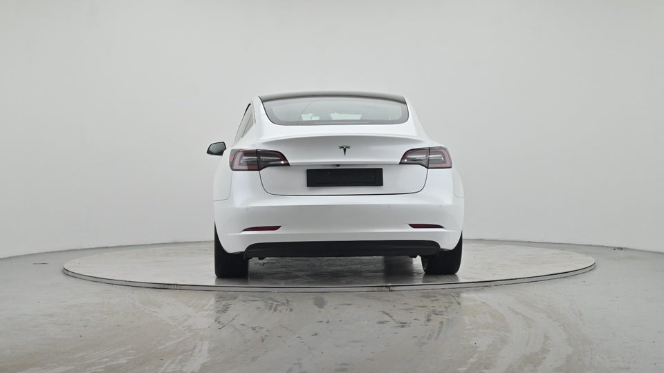 Tesla Model 3 Standard Range+ RWD 4d