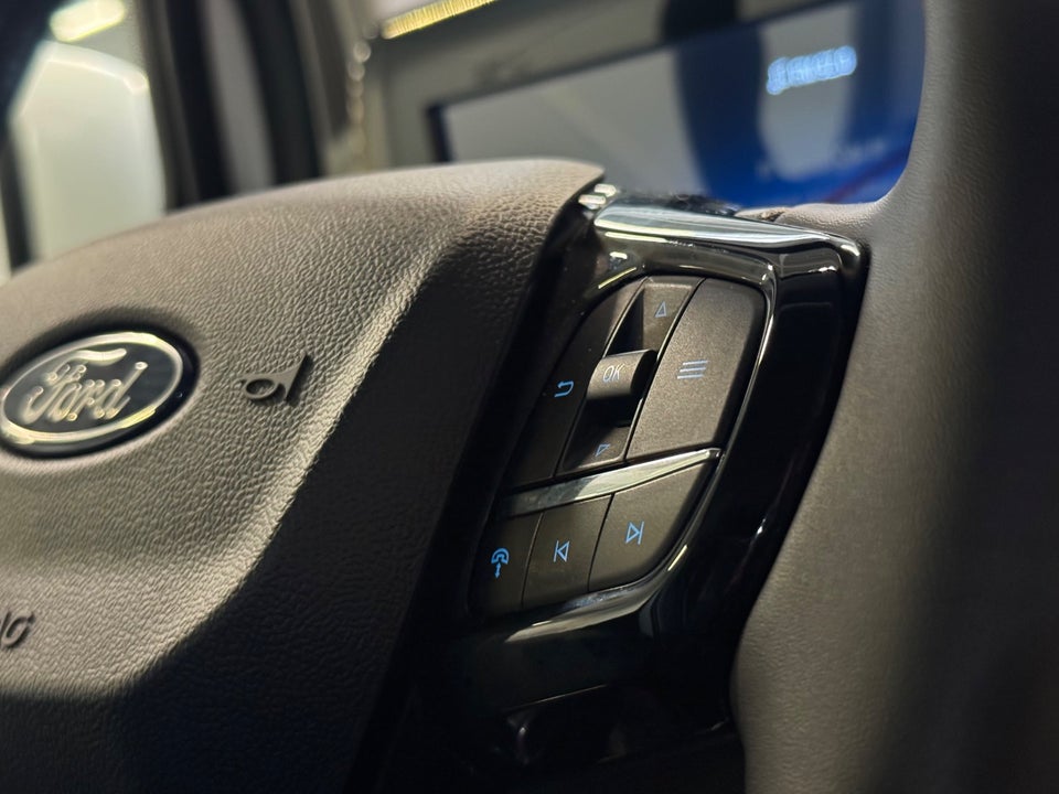 Ford Transit Custom 320 L2 2,0 EcoBlue Limited aut.