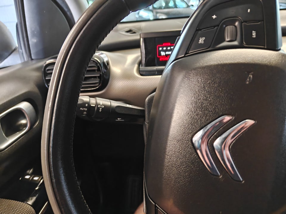 Citroën C4 Cactus 1,6 BlueHDi 100 Cool Comfort 5d