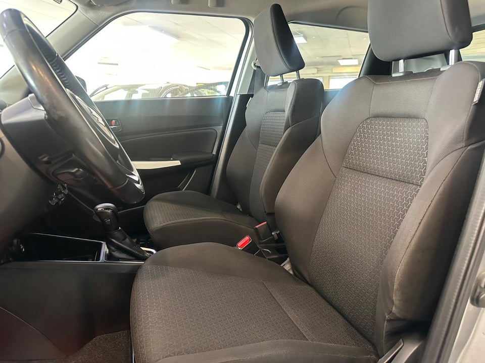 Suzuki Swift 1,2 mHybrid Action CVT 5d